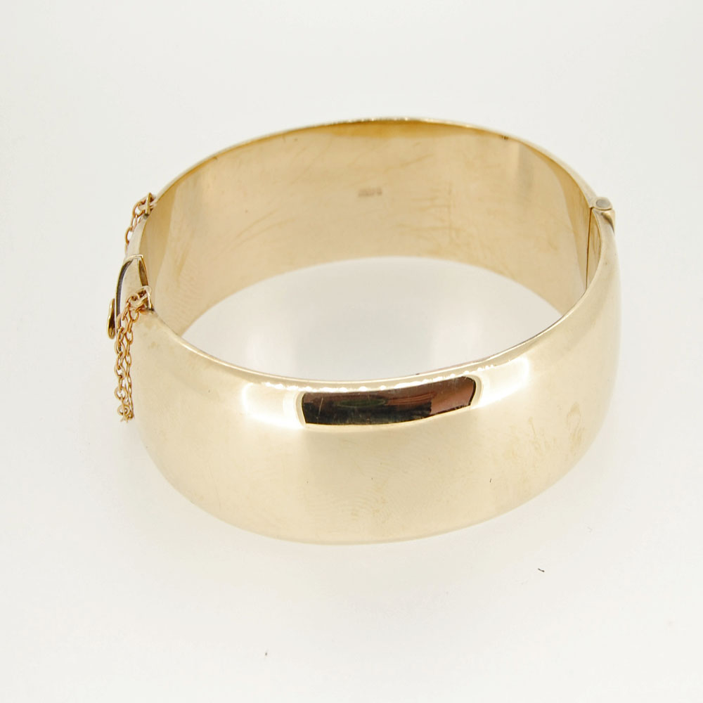 9ct Gold Hinged Bangle, Hallmarked Birmingham 1969 – Krafft Jewellers
